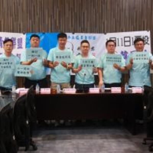 南投議員張嘉哲號召青年議員　發起本土藍青年聯盟票投韓國瑜