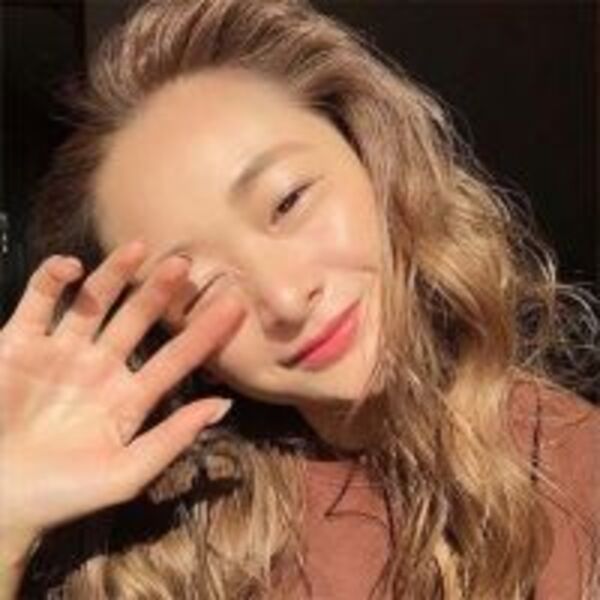 長痘了也能安心遮~5大神隱級遮瑕膏，櫻花妹化妝包都有