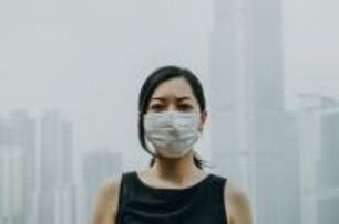 新冠病毒來勢洶洶 挺過SARS的台灣勇敢對抗