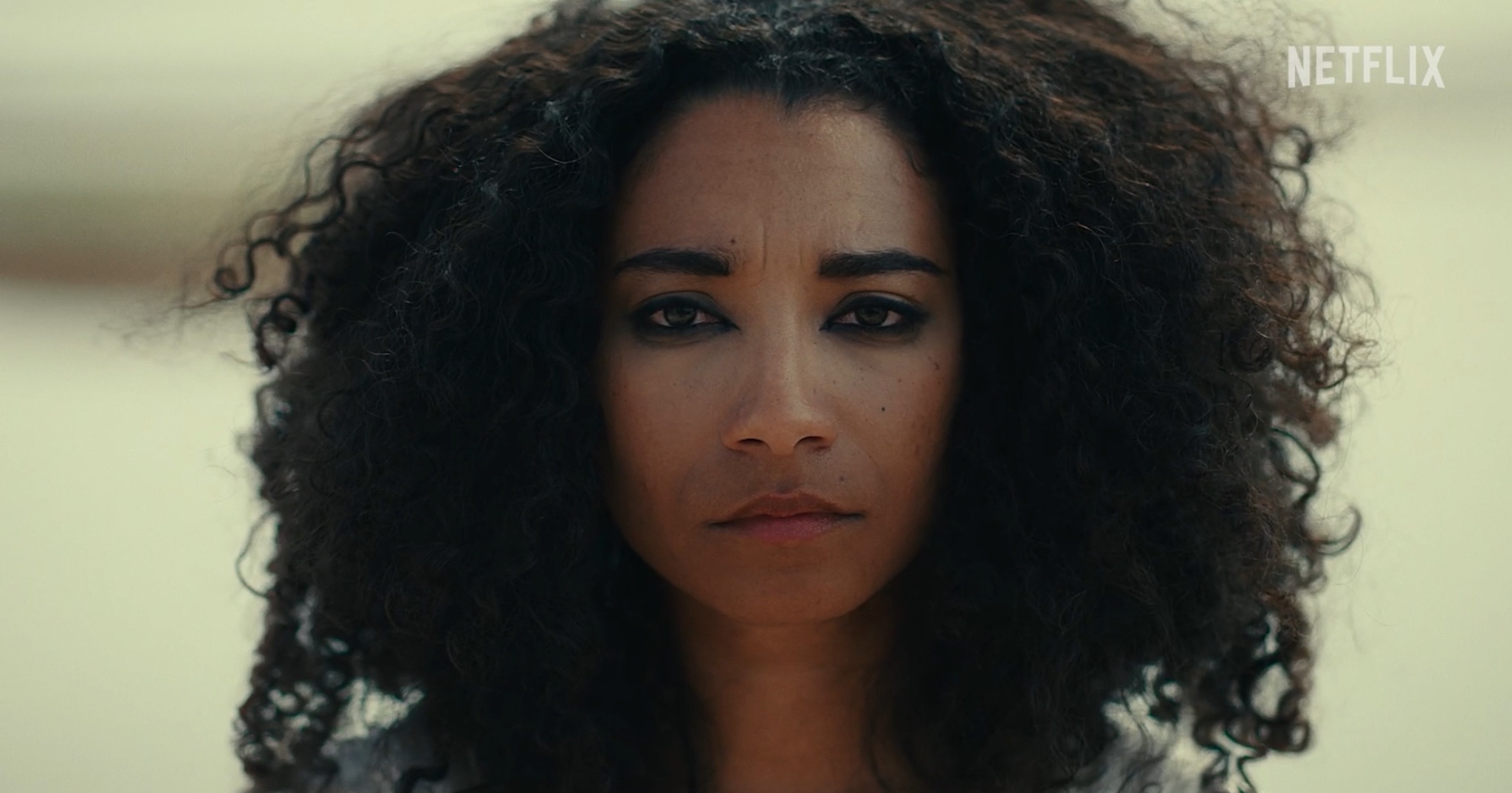 英國非裔演員愛黛兒詮釋「埃及豔后」引發扭曲歷史爭議 