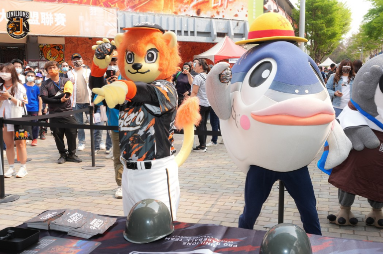台南吉祥物「魚頭君」獵奇剖面圖在日網爆紅吸引超過500萬網友朝聖