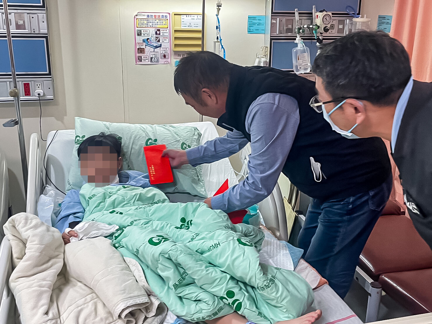 苗栗男發狂砍殺母兒墜樓亡　10歲童逃死劫「恐懼眼神」惹鼻酸