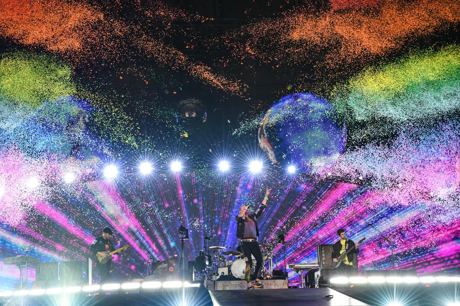 台灣歌迷高水準！Coldplay手環回收率排行曝　「高雄登TOP5」超越美、德