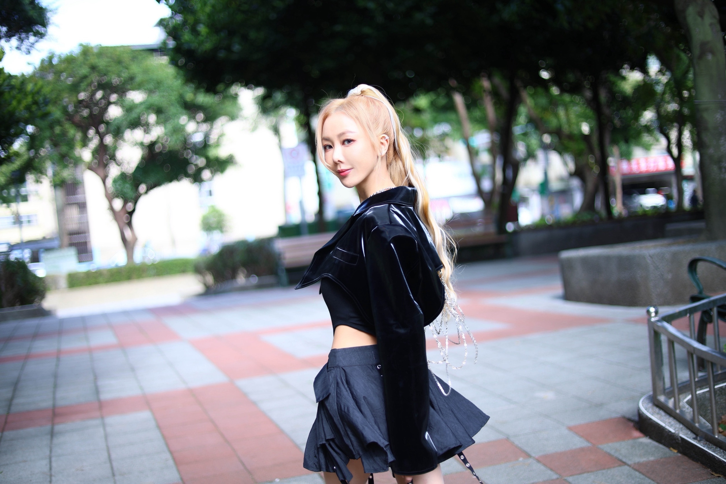 父親中風、母親失智！「公益女神」曾罹憂鬱症曝走出低潮解方　自爆養了三個孩子