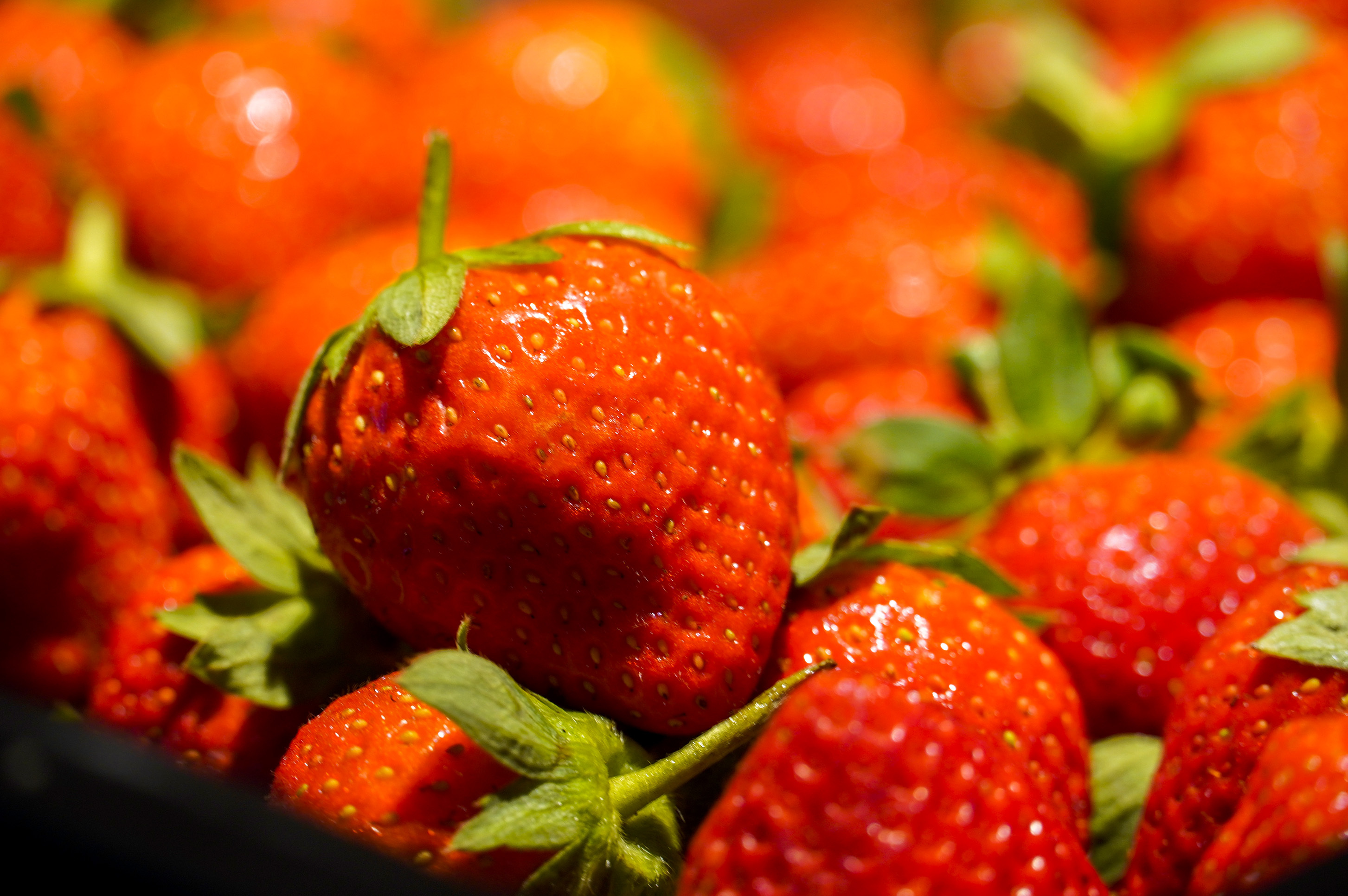 自由DIY創造出專屬自己的草莓餐點有機會獲得免費餐券