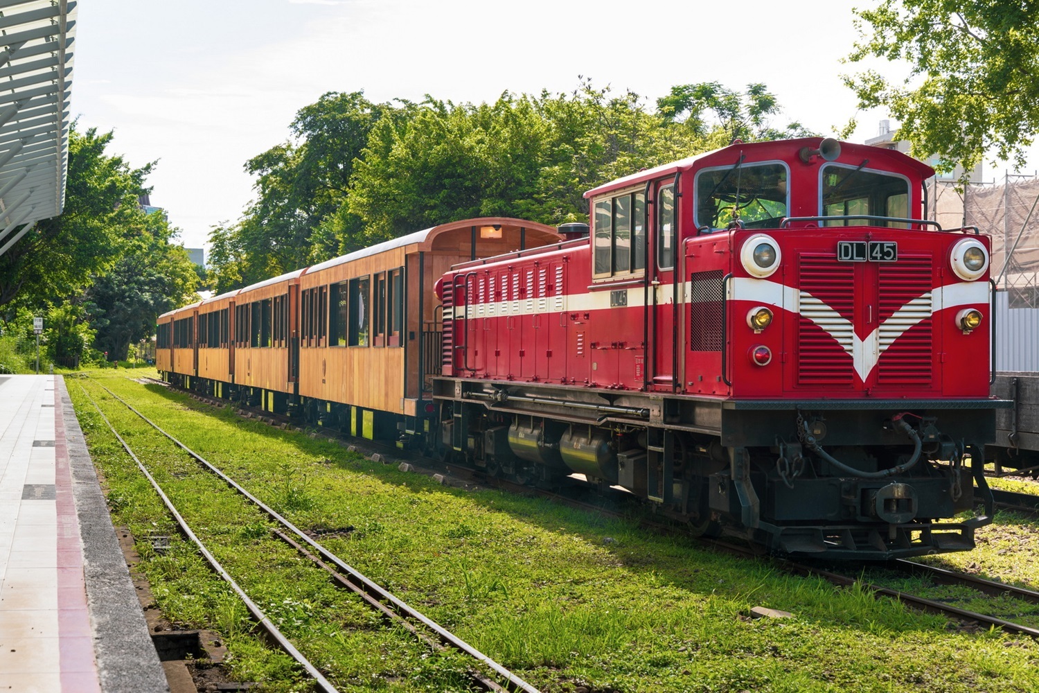 福森號Formosensis觀光列車內部裝潢大公開　探索阿里山的奇幻旅程