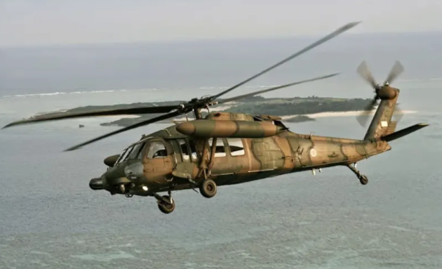 日本陸上自衛隊直升機驚傳失聯「機上載10人」！消失在沖繩附近