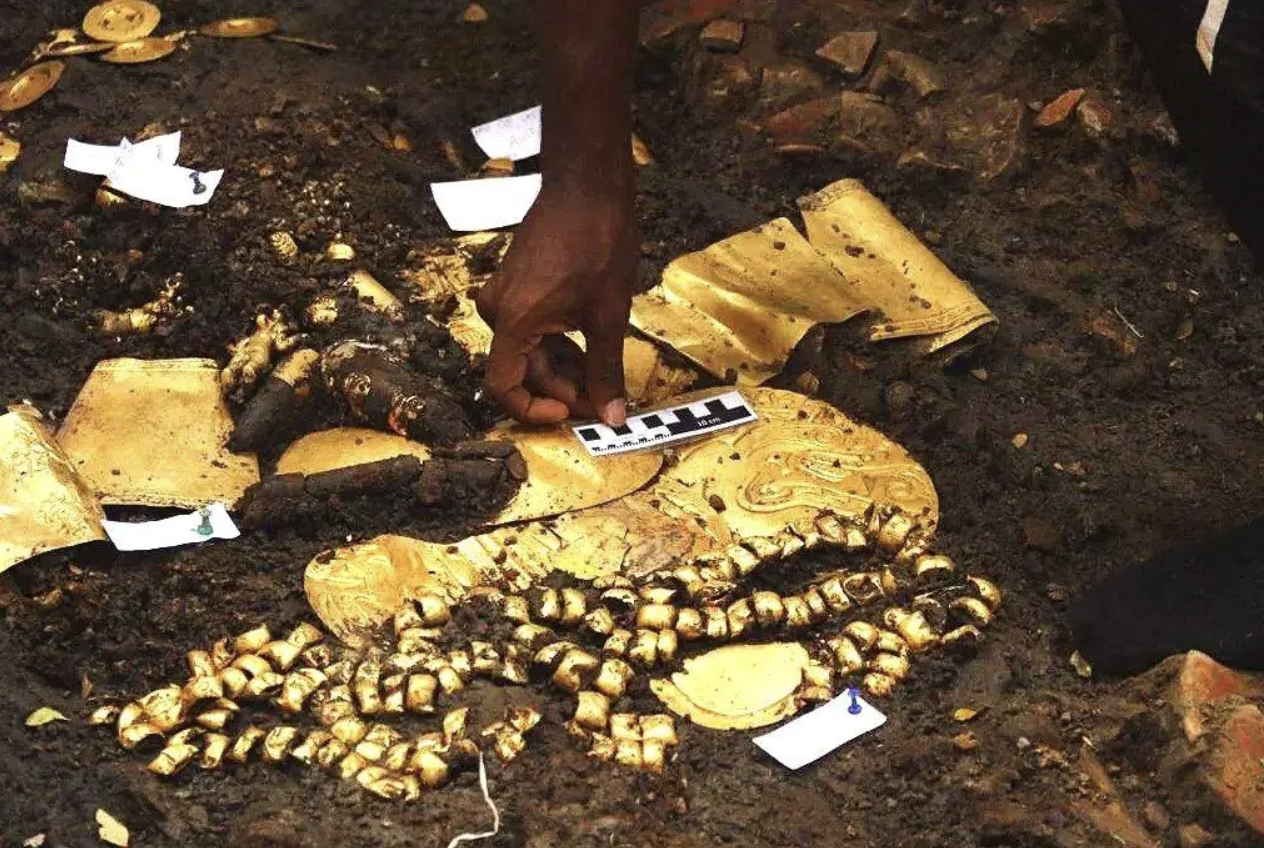 一挖全是黃金！巴拿馬挖出「1200年前貴族墓」　驚見31人陪葬