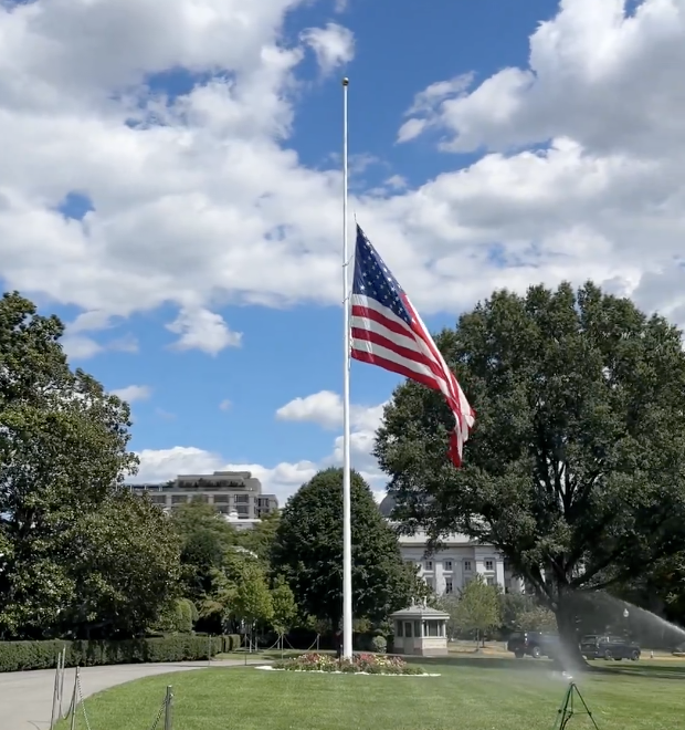 美國校園又傳悲劇！2童死亡17傷　川普下令全國降半旗