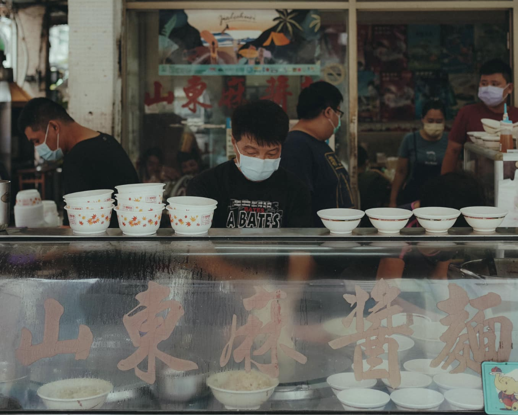 錯愕！高雄20多年老麵店「宣布結束營業」　在地人不捨：國中吃到現在