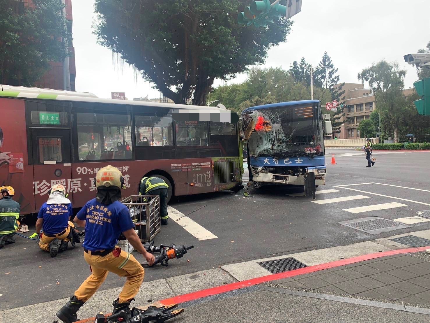 公車追撞1死15傷！女駕駛黑歷史遭翻出「常有過激反應」　 公司回應了