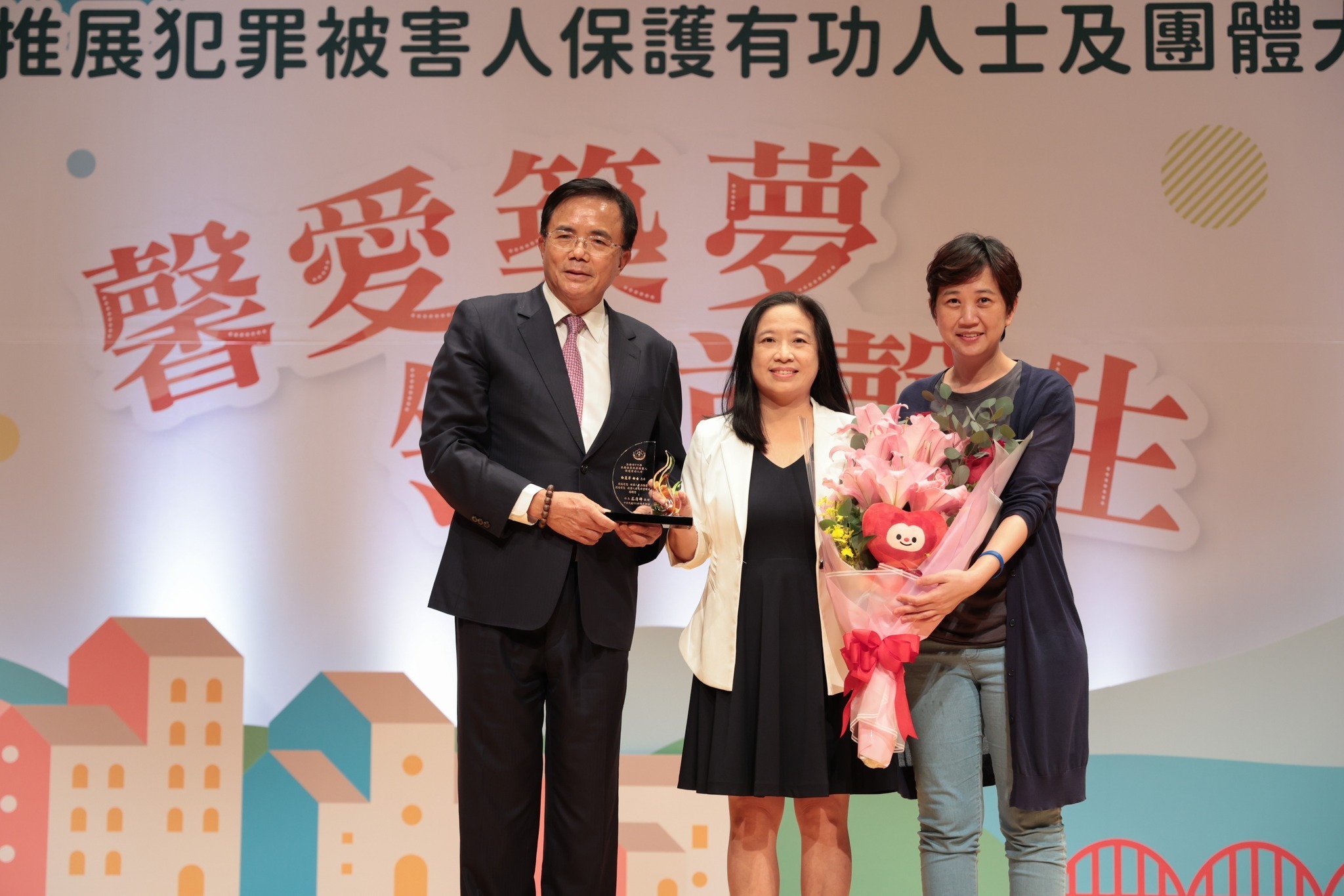 離職信沒提凱凱!他轟白麗芳「下台原因超扯」:到現在不知錯在哪 - ENews新聞網