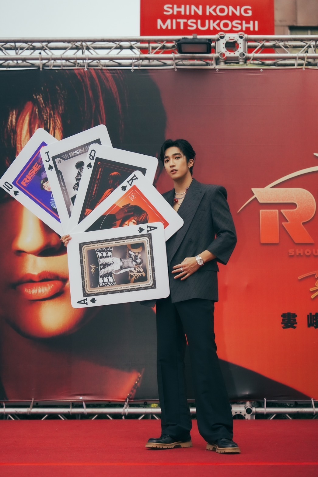 《RISE》專輯熱賣，婁峻碩感謝歌迷支持舉辦全台簽唱會