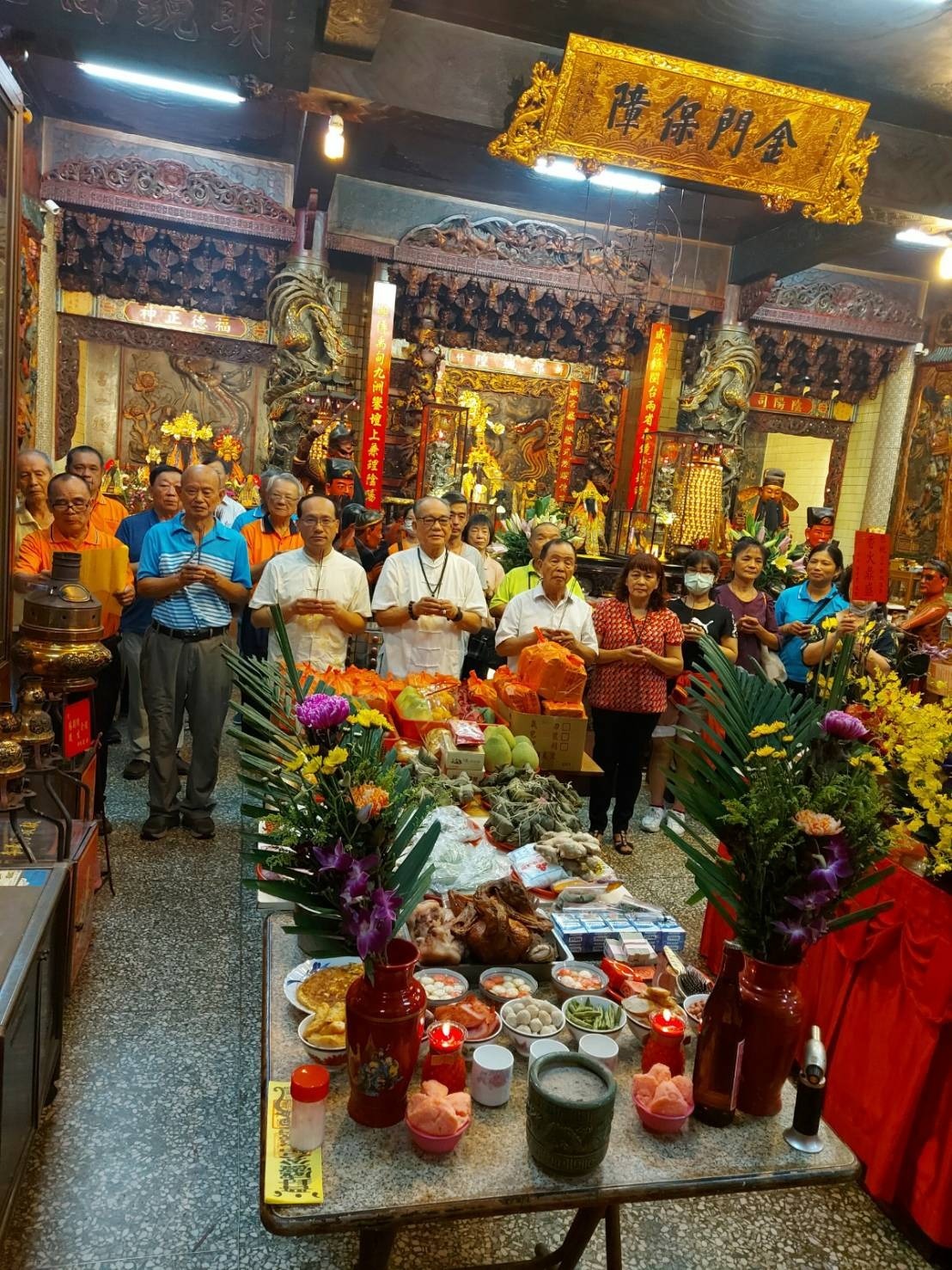 **農曆七月結束:鬼門關閉的習俗與禁忌**