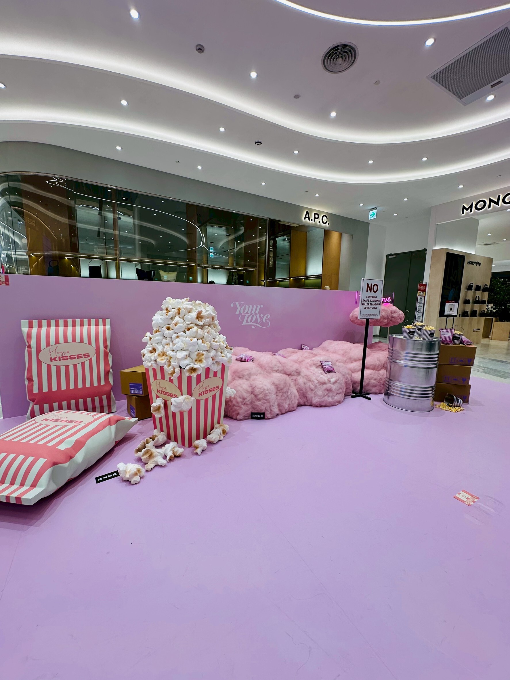  BLACKPINK Jisoo快閃店登台！粉紅夢幻氛圍引爆BLINK熱潮