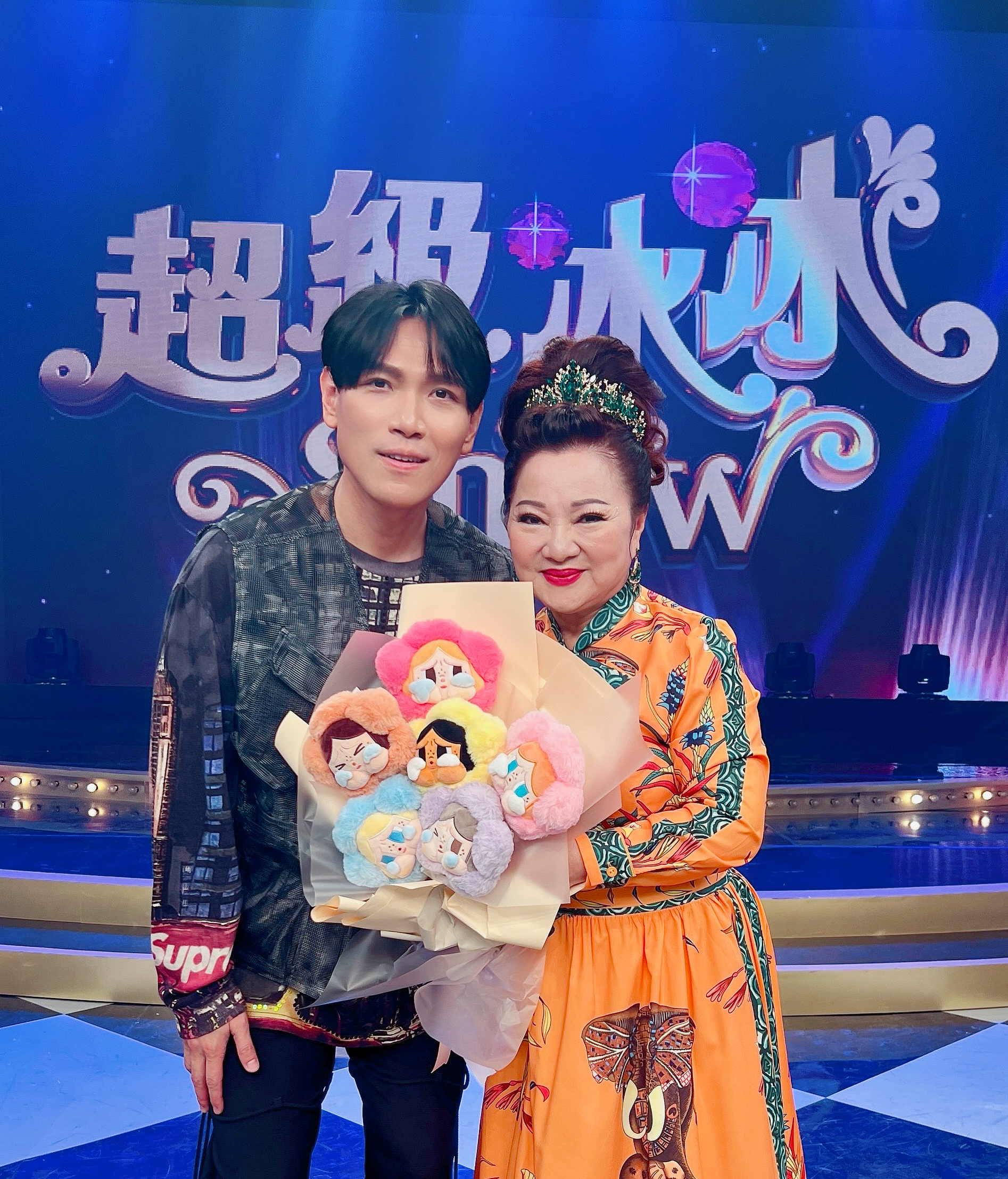 **楊宗緯探班白冰冰，傷後首度露面分享康復進展**