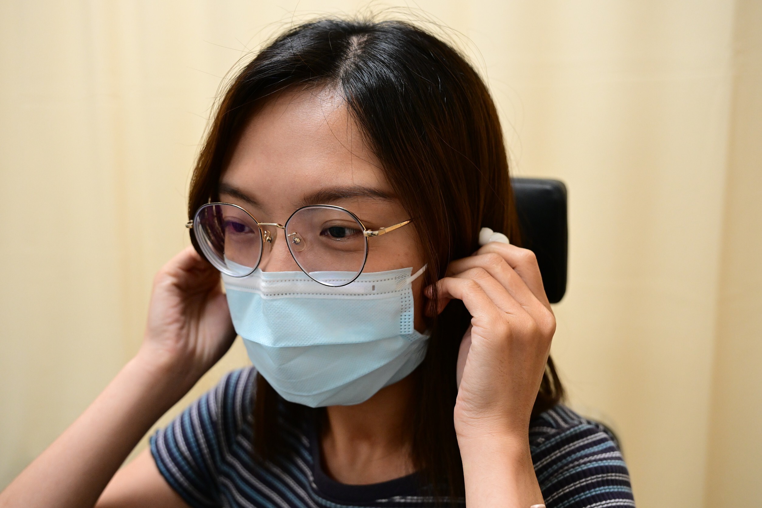 降噪耳機「越戴越聽不清」！醫揭1習慣恐失聰　籲遵守60/60原則