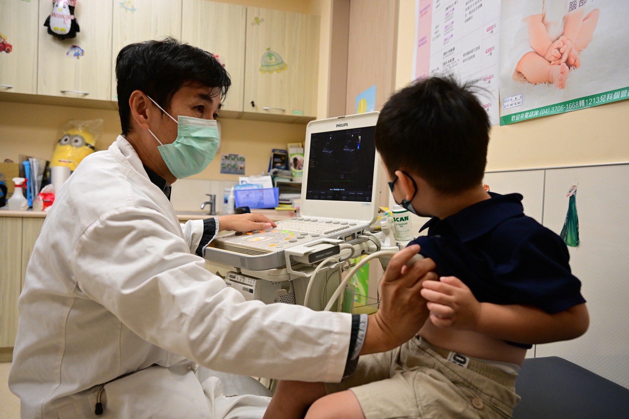 2歲童高燒不退！手腳腫如麵龜　醫曝：「川崎症」惹的禍病徵曝光