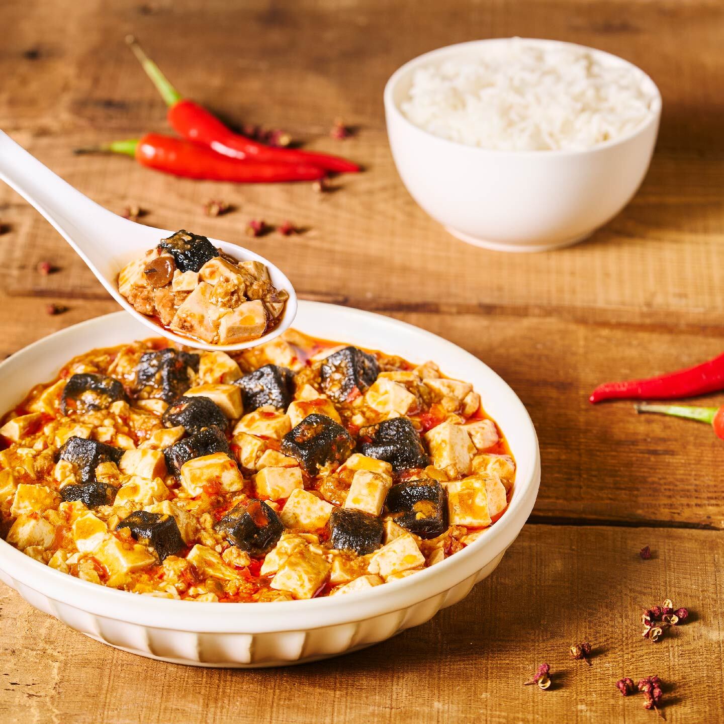  台南饕客新寵！「開飯川食堂」大遠百成功店盛大開幕