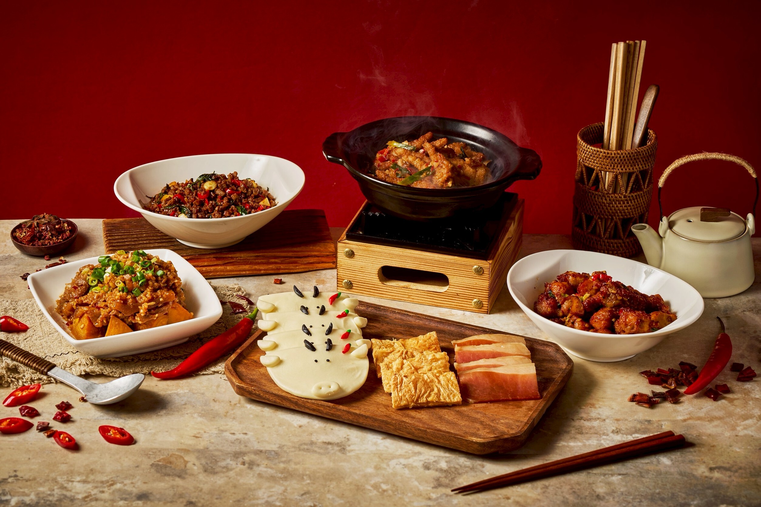 「炒湘湘」宏匯廣場新店117開幕！造型「牛二哥刈包」太可愛　會員享現金券＋3入甜甜圈