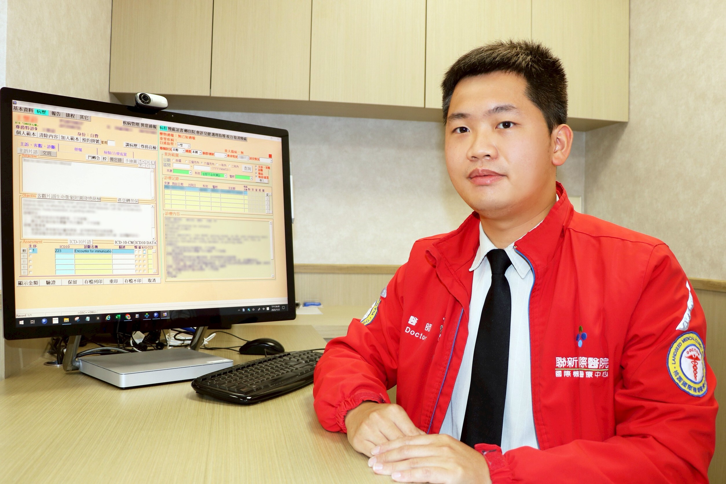 少量多次補充水分！出國搭機防流感　醫曝2招護健康