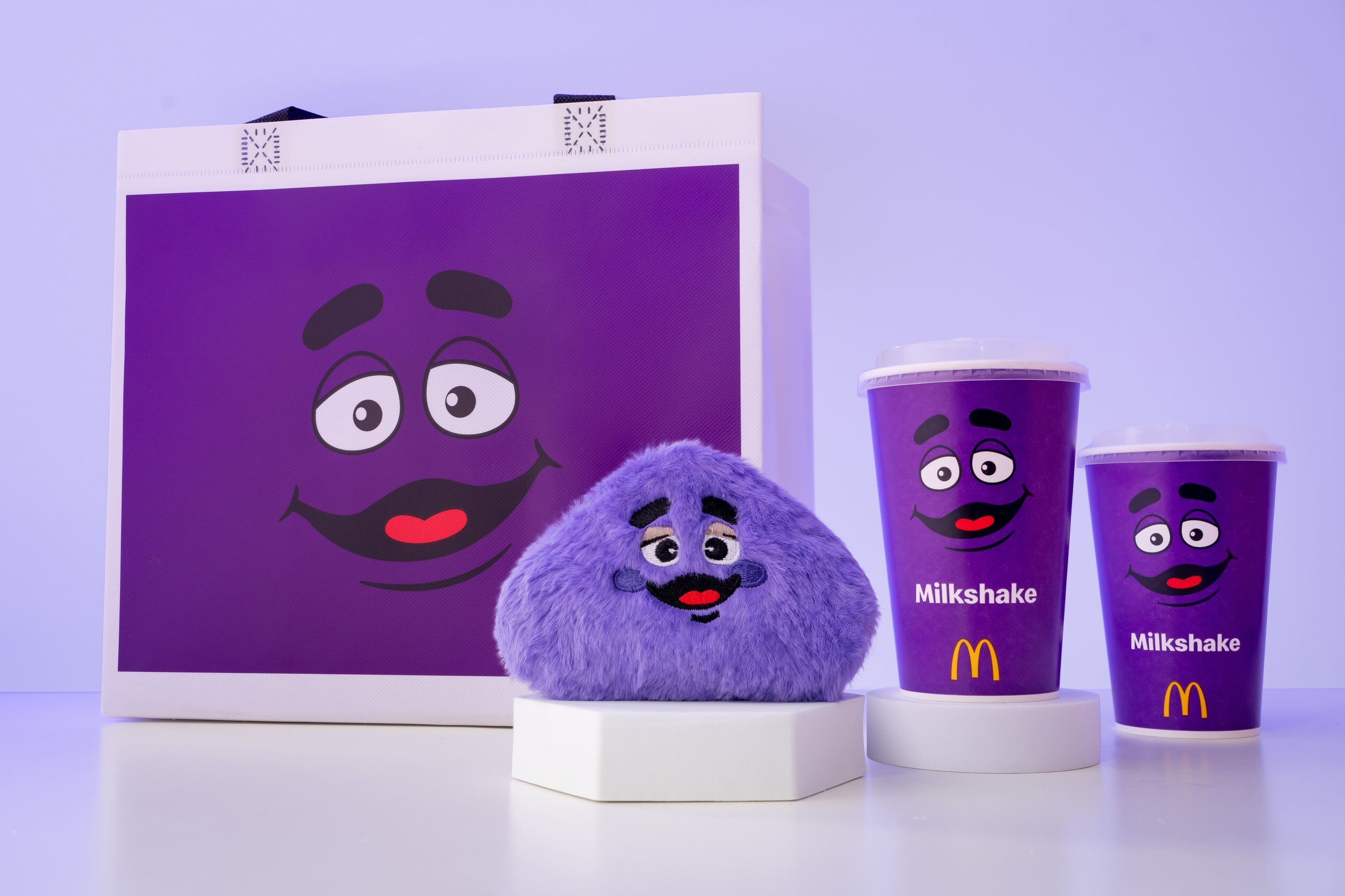 **麥當勞奶昔大哥限量商品與經典奶昔試賣，11月19日全台熱鬧登場！**