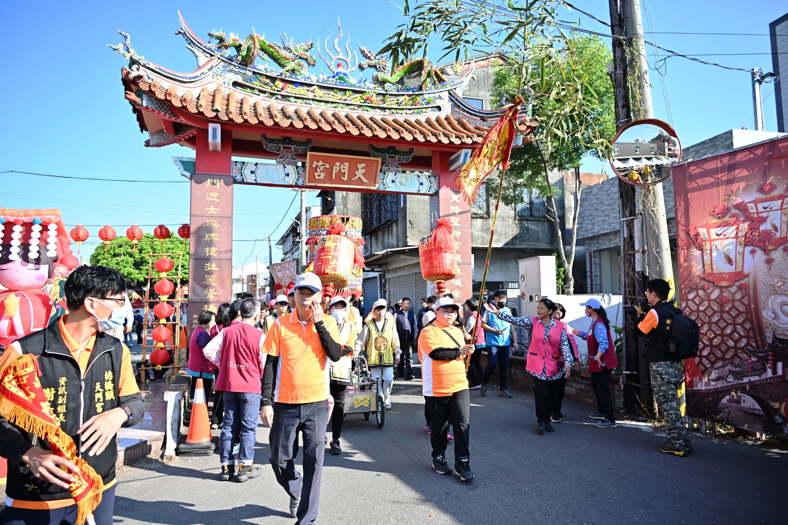 **彰化縣媽祖祈福文化節熱鬧登場：13間宮廟聯合遶境，信眾齊聚祈福**